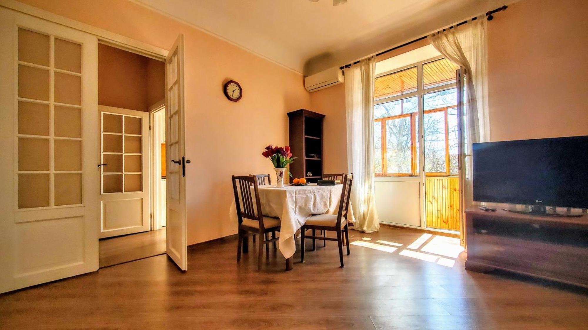 Kyiv Top Location 60M2 Apt In Old City Fast Wifi Selfchekin Luaran gambar